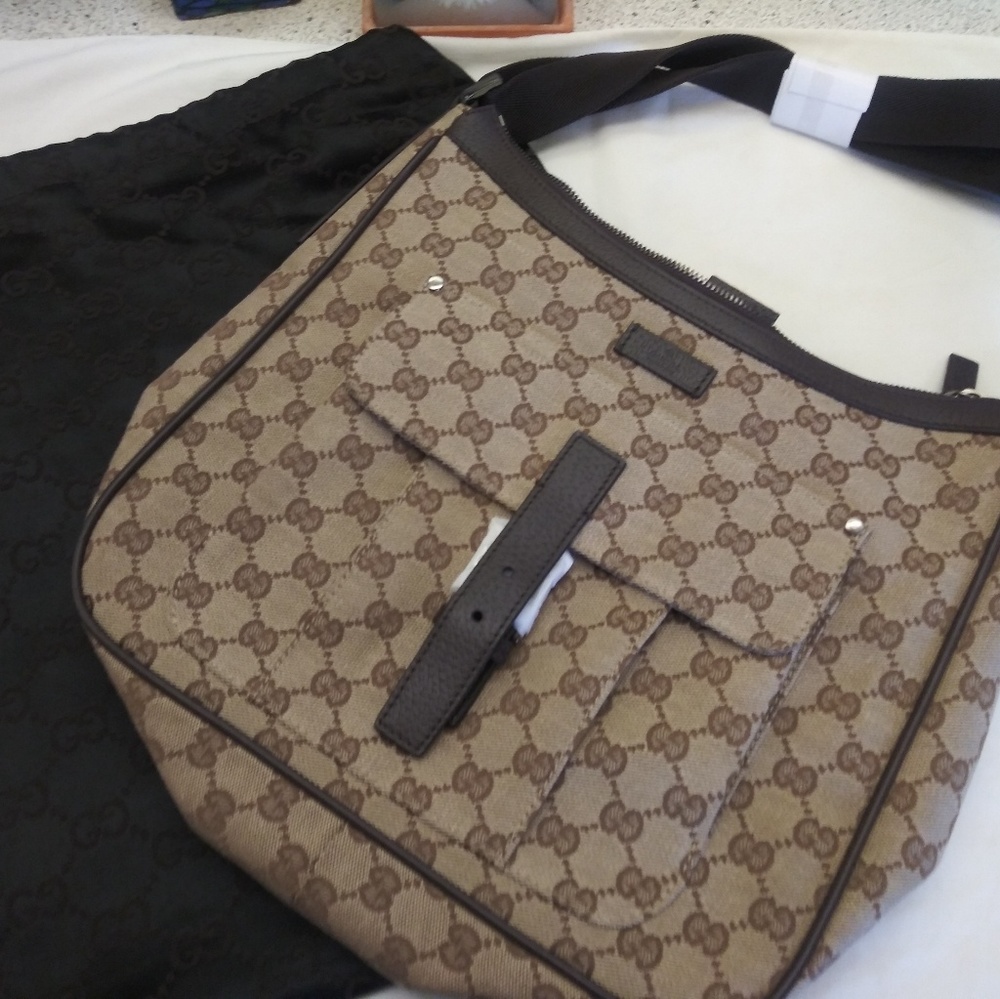 Gucci Horsebit Canvas and Leather Shoulder Bag New - Picture 1 of 8